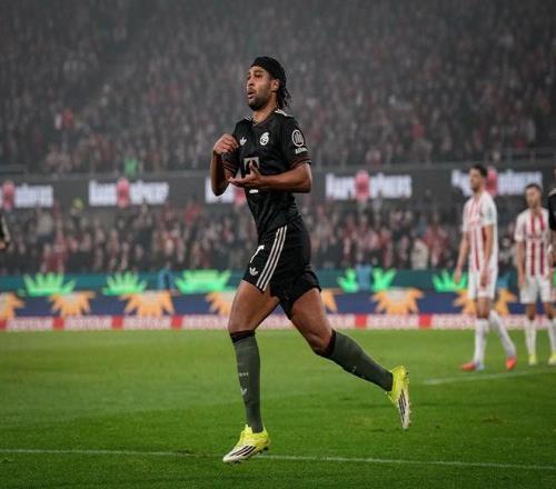 中国足球新,锐中场成长,历程,九游,9You,九游注册网址,九游app,九游官网,九游网站,九游下载