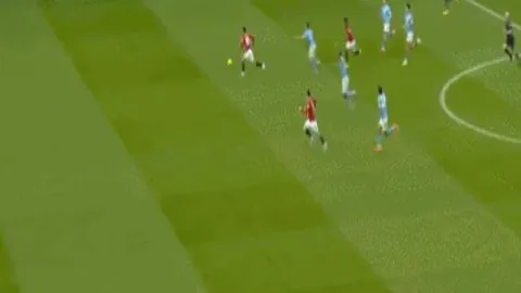 CBA最新排名揭晓！四强格局待定，新疆滑至第八位，广东有望蝉联冠军