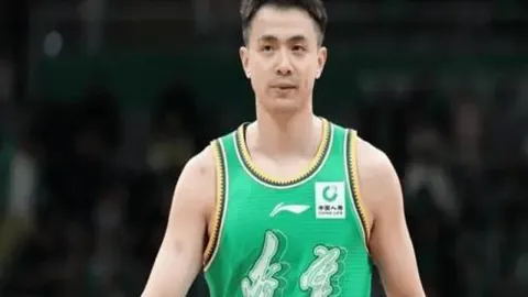 伯恩茅斯与西汉姆联2-2握手言和，威尔逊梅开二度，于纳尔逆转进球瞬间再现精彩